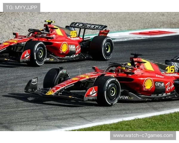 F1赛季最新动态：梅赛德斯与红牛再度争锋，法拉利强势回归挑战冠军宝座